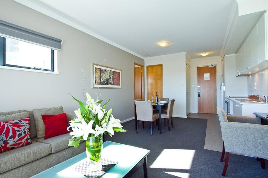 Quest On Rheola Aparthotel Perth Room photo